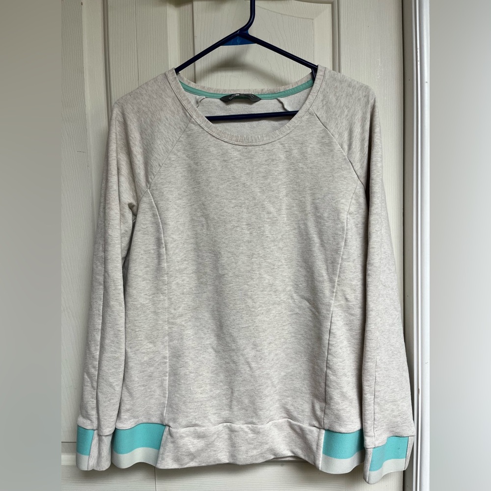 The North Face Sweater Womens